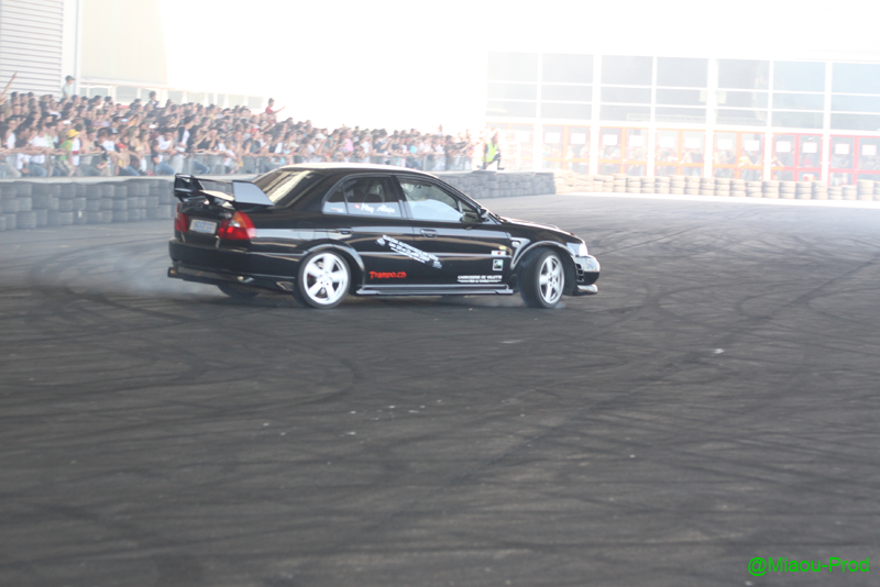 STS_090042